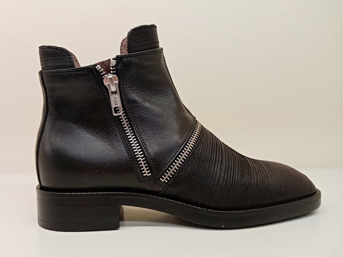 STIVALETTO 